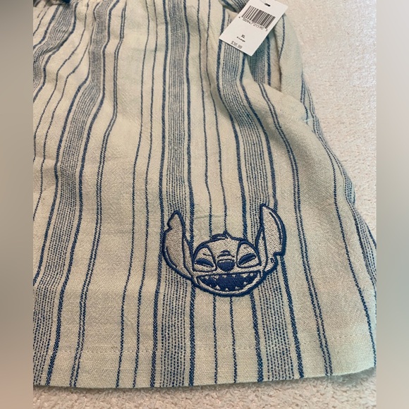 Disney Parks Lilo and Stitch drawstring shorts women’s XL NWT - Picture 2 of 7